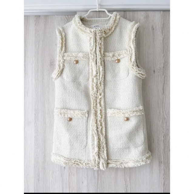 新発売の custardポーチ付き- ヘヨン / hyeon♡ gilet HYEONヘヨン新品