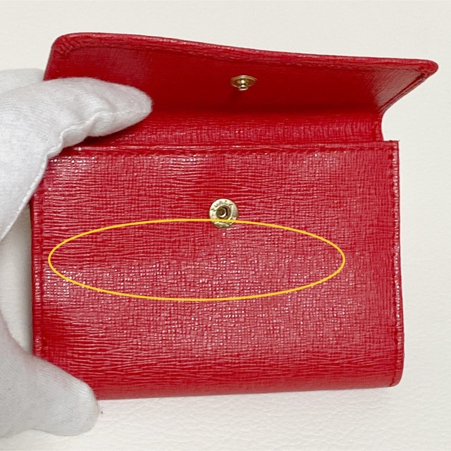 コンパクトサイズ❗️FURLA フルラ✨財布 三つ折財布 定期入れ レッド赤大容量