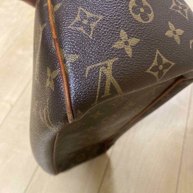 ルイヴィトン　バッグ　LOUIS VUITTON