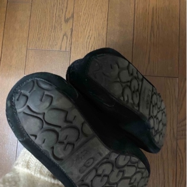 UGG(アグ)のUGG  黒　ダコタ　モカシン レディースの靴/シューズ(スリッポン/モカシン)の商品写真