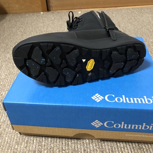 Columbia サップランド　　23.5cm     新品 1