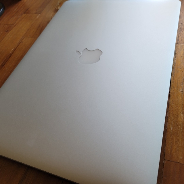 最終値下げ macbook pro 15 inch Mid 2014 1