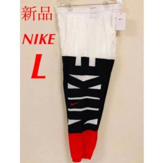 ナイキ(NIKE)のナイキ　ウーブンパンツ　ビッグロゴ　メンズ　L(その他)