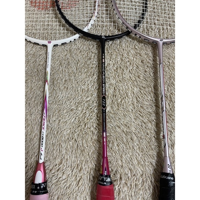 YONEX(ヨネックス)のバドミントンラケット3本セット スポーツ/アウトドアのスポーツ/アウトドア その他(バドミントン)の商品写真