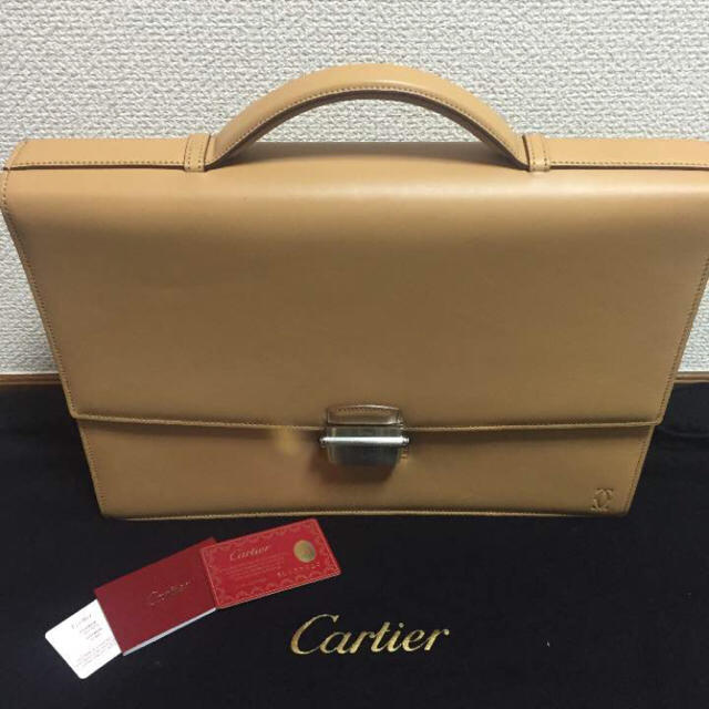 Cartier(カルティエ)の希少☆新品未使用カルティエ・CARTIER ブリーフケース レザー キャメル メンズのバッグ(ビジネスバッグ)の商品写真