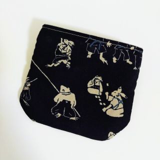 【専用】ふたなし移動ポケット(兎と蛙) ハンドメイド(外出用品)