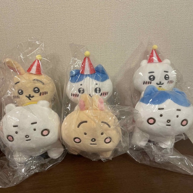匿名配送 ちいかわらんど ぴーぽぽぬいぐるみ ちいかわ ハチワレ