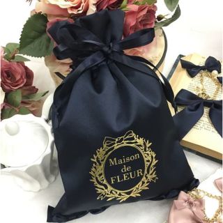 メゾンドフルール(Maison de FLEUR)のメゾンドフルール　リボン巾着(ポーチ)