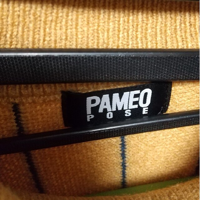 PAMEO POSE(パメオポーズ)のPAMEO POSE  パメオポーズ　ハイネックニットワンピース　キャメル レディースのワンピース(ひざ丈ワンピース)の商品写真