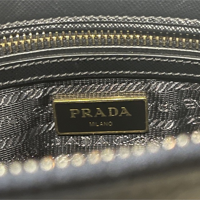 PRADA(プラダ)のPRADA プラダ ガレリア ブラック 2WAY レディースのバッグ(ハンドバッグ)の商品写真