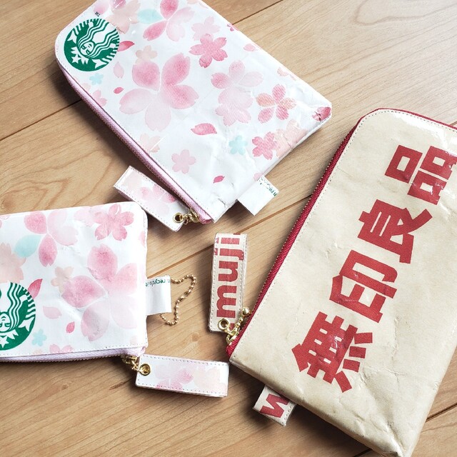 Starbucks Coffee(スターバックスコーヒー)の専用🌠ハンドメイドスターバックス無印良品紙袋リメイクお札ポーチ舟型トートバッグ ハンドメイドのファッション小物(ポーチ)の商品写真