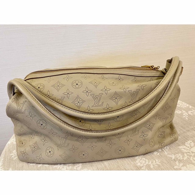 LOUIS VUITTON モノグラムマヒナガラテアMMショルダーバッグ