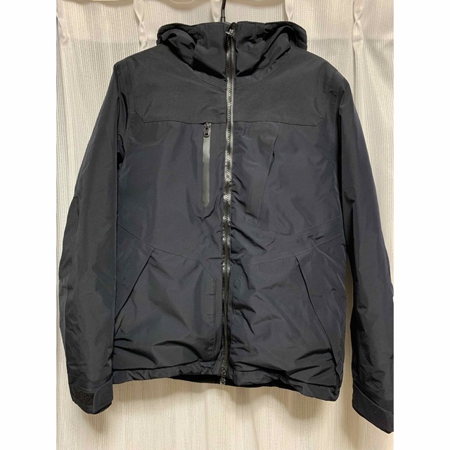 White Mountaineering 1