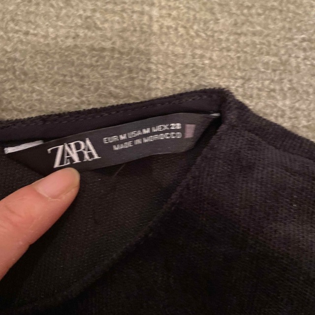 ZARA(ザラ)の専用です。ZARA ブラウス レディースのトップス(シャツ/ブラウス(長袖/七分))の商品写真