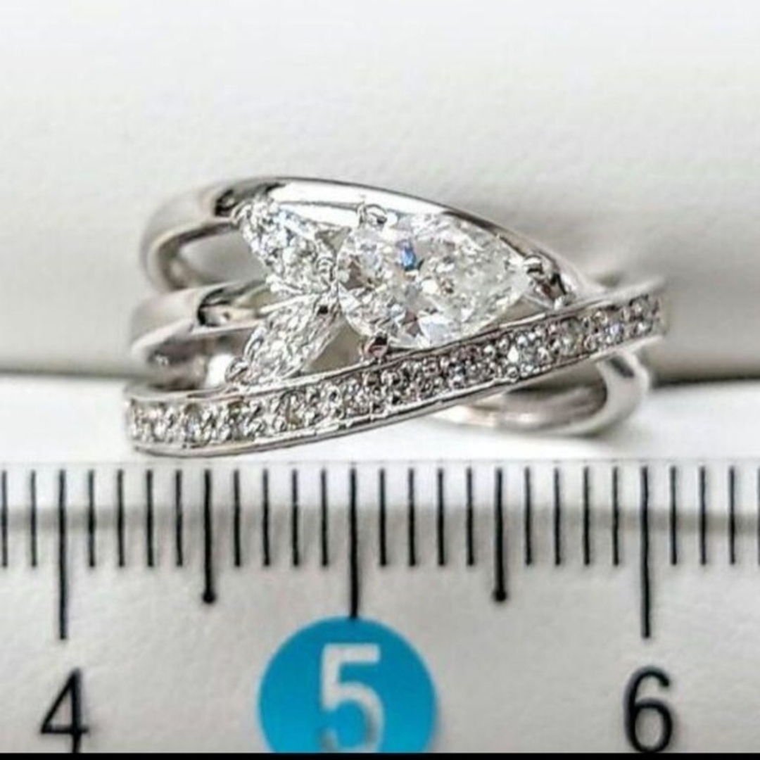 【鑑別書付】ペアシェイプ ダイヤモンド デザインリング レディースのアクセサリー(リング(指輪))の商品写真