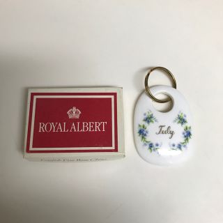 ロイヤルアルバート(ROYAL ALBERT)のロイヤルアルバート　ボーンチャイナ　キーホルダー　July (キーホルダー)