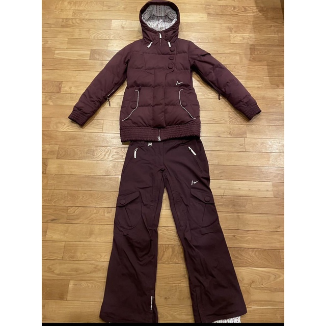 NIKE SNOWBOARDING WOMEN’S スノボウエア 上下 中綿入