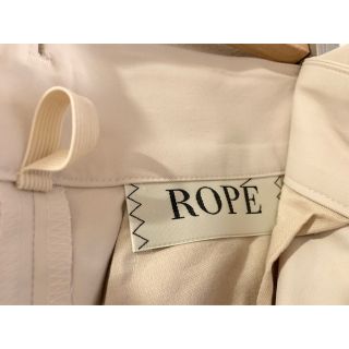 ロペ(ROPE’)のROPE ワイドパンツ　ベージュ(カジュアルパンツ)