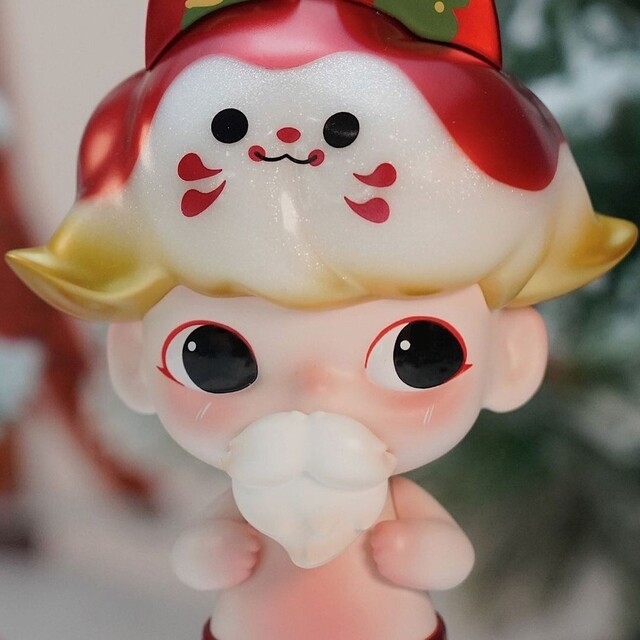 新品未開封 POPMART限定品 DIMOO犬張子サンタコスチューム クリスマス ハンドメイドのおもちゃ(フィギュア)の商品写真