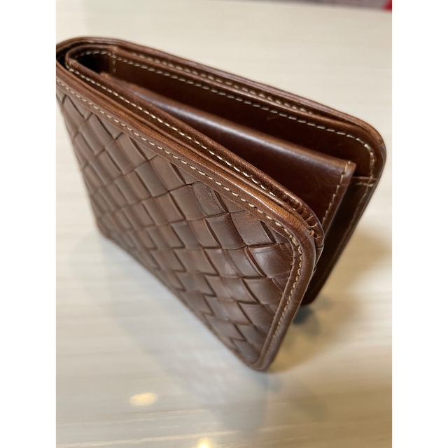【新品・未使用】a.v.v アーヴェヴェ 折り畳み財布 二つ折り財布