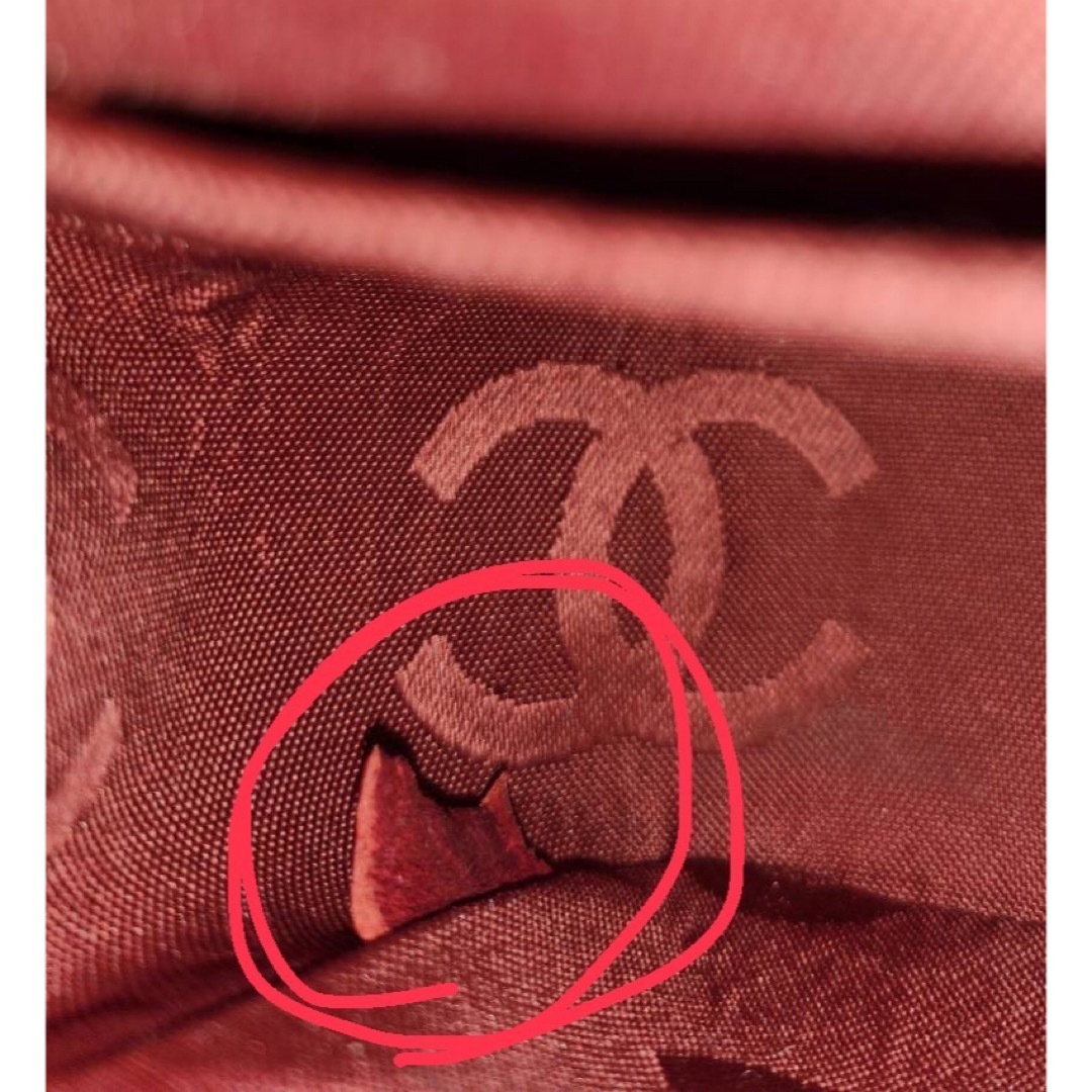 CHANEL マトラッセ チョコバーバッグレッド エナメル ショルダーななめがけ CHANEL マトラッセ チョコバーバッグレッド エナメル ショルダーななめがけ
