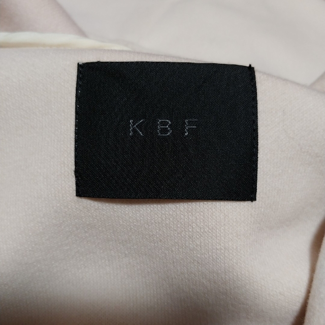 KBF(ケービーエフ)のKBF　コート　アウター レディースのジャケット/アウター(その他)の商品写真