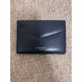 GIVENCHY(名刺入れ/定期入れ)のフリマアイテム一覧 GIVENCHY(名刺入れ/定期入れ)のフリマアイテム一覧