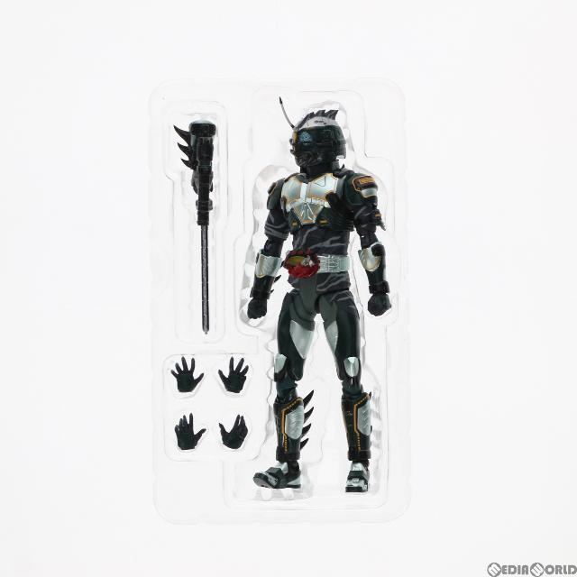 魂ウェブ商店限定 S.H.Figuarts(フィギュアーツ) 仮面ライダーアマゾンネオアルファ 仮面ライダーアマゾンズ THE MOVIE 最後ノ審判 完成品 可動フィギュア バンダイスピリッツ 1