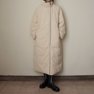 トゥモローランド(TOMORROWLAND)のenof warm long coat White(ロングコート)