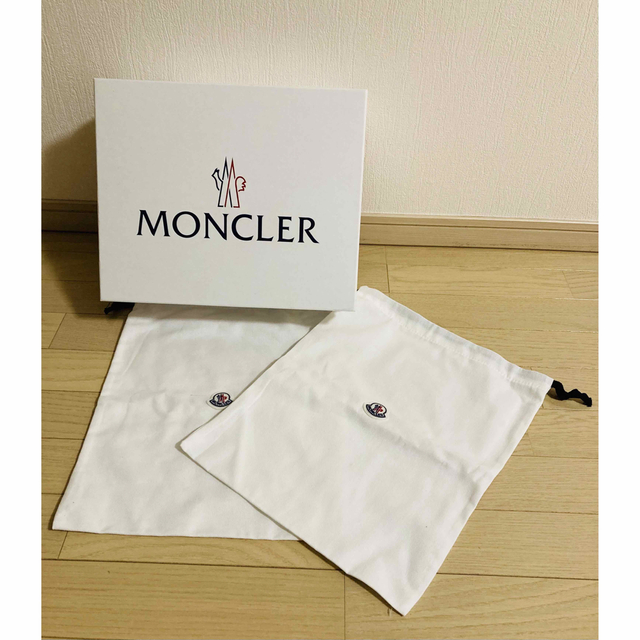 MONCLER(モンクレール)のMONCLER☆空箱&巾着袋 レディースのバッグ(ショップ袋)の商品写真