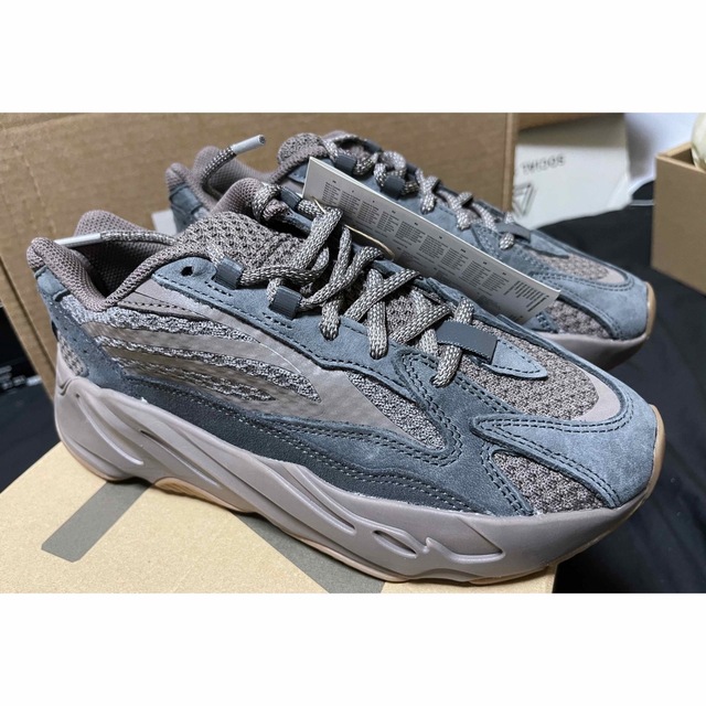 希少レディースサイズ 23.5 YEEZY BOOST 700 V2 MAUVE 3