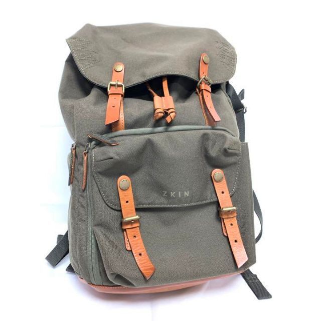 安心の定価販売】 ZKIN カメラバック sushitai.com.mx
