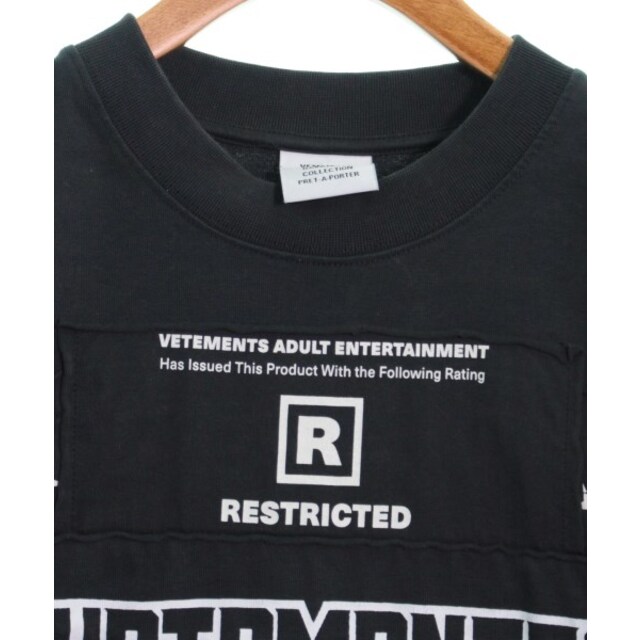 VETEMENTS(ヴェトモン)のVETEMENTS ヴェトモン Tシャツ・カットソー XS 黒 【古着】【中古】 メンズのトップス(Tシャツ/カットソー(半袖/袖なし))の商品写真