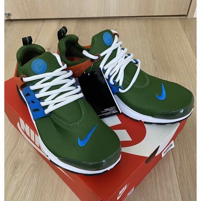 NIKE(ナイキ)のうーやん様専用　NIKE AIR PRESTO CT3550-300  メンズの靴/シューズ(スニーカー)の商品写真