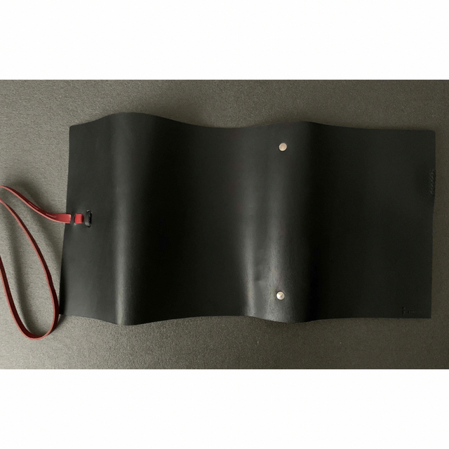 KAKURA カクラ 紐巻き　A5 システム手帳  ブラック　黒　バインダー メンズのファッション小物(手帳)の商品写真