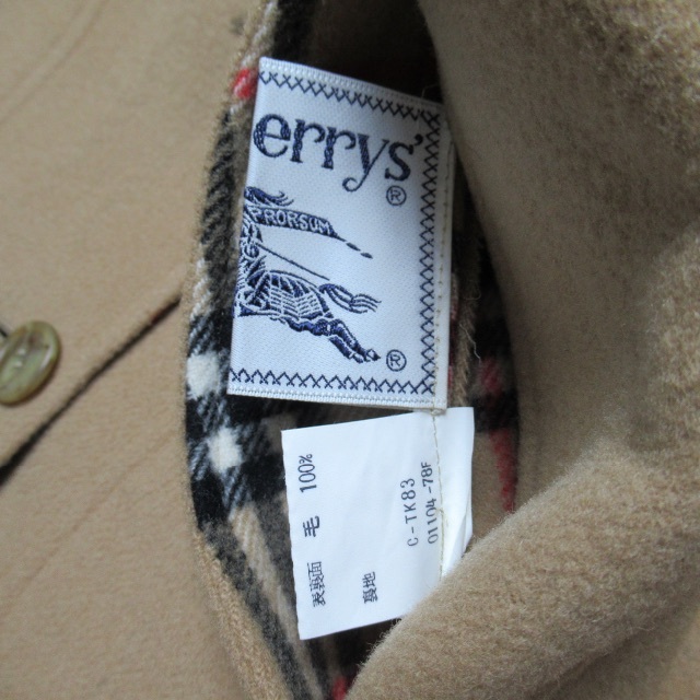 BURBERRY(バーバリー)の【Burberrys  バーバリーズ】ノバチェック リバーシブル コート レディースのジャケット/アウター(ピーコート)の商品写真