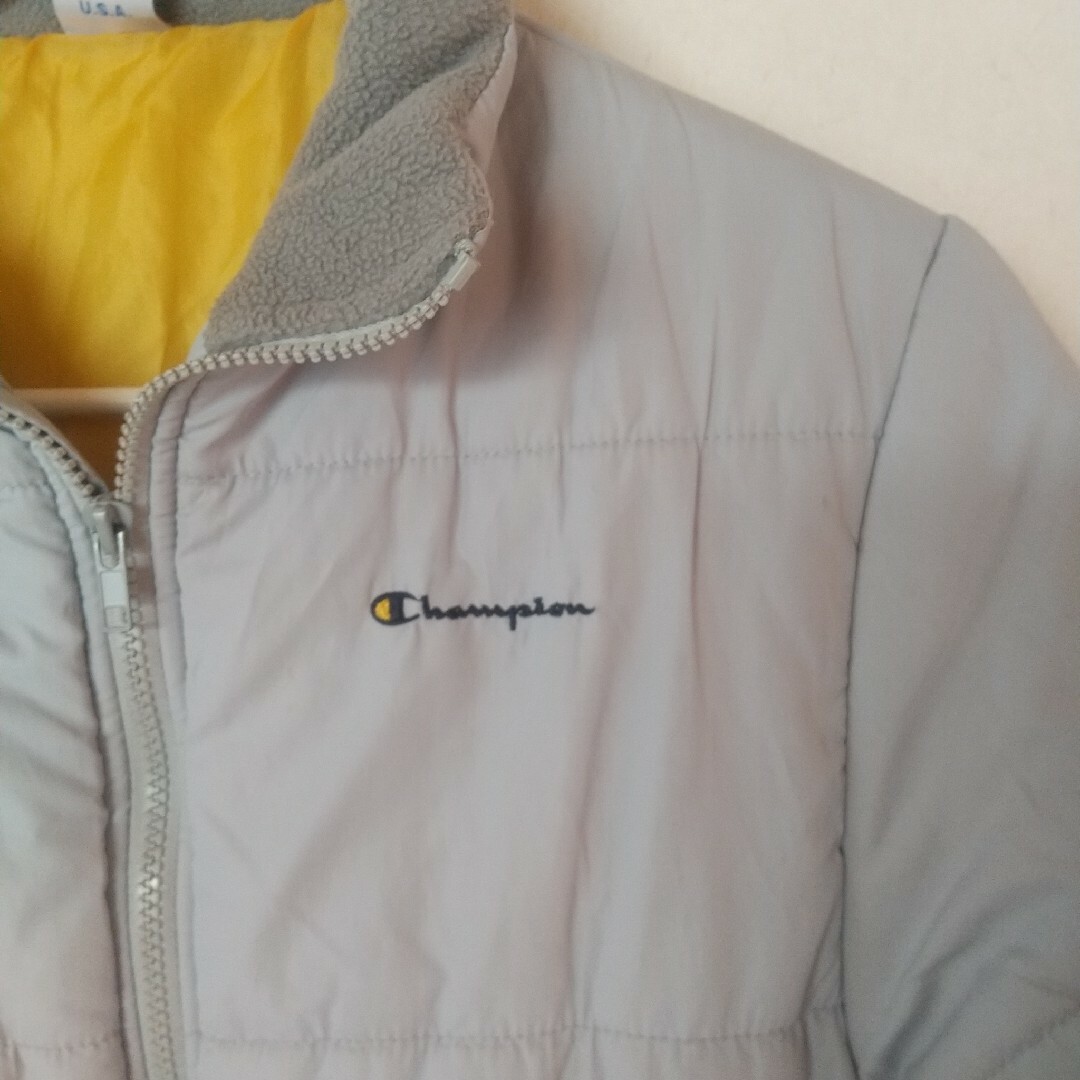 Champion(チャンピオン)の軽くて暖か！チャンピオン  中綿ジャンパー 防寒  ベンチコート キッズ/ベビー/マタニティのキッズ服男の子用(90cm~)(コート)の商品写真