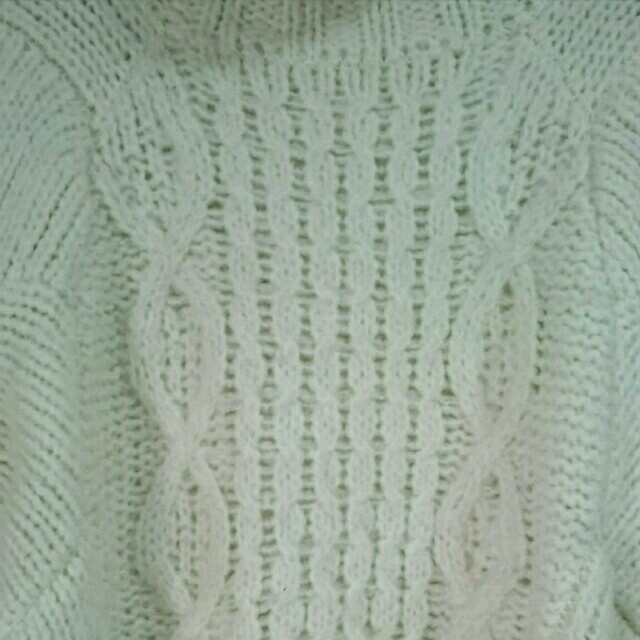 SLY(スライ)のmakoto様専用 SLYホワイトセーター レディースのトップス(ニット/セーター)の商品写真