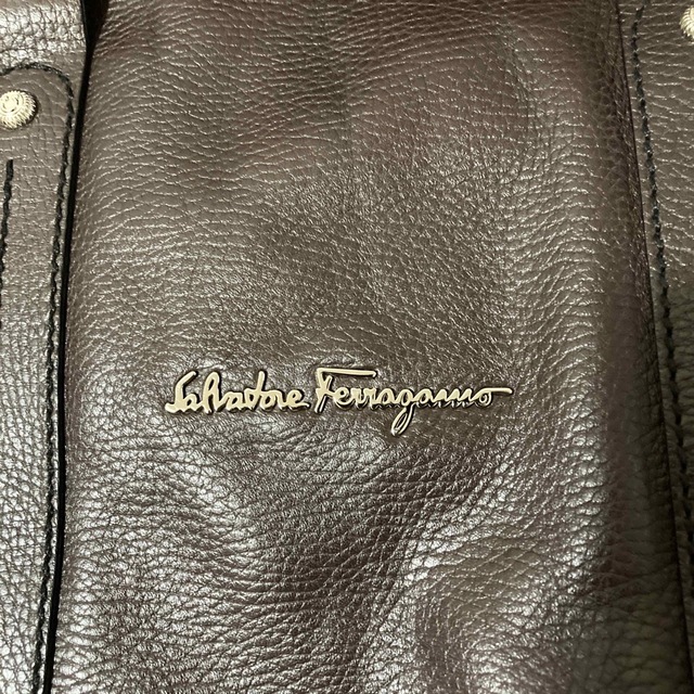 Salvatore Ferragamo(サルヴァトーレフェラガモ)のフェラガモ　ダークブラウン　ガンチーニ　トートバック メンズのバッグ(トートバッグ)の商品写真