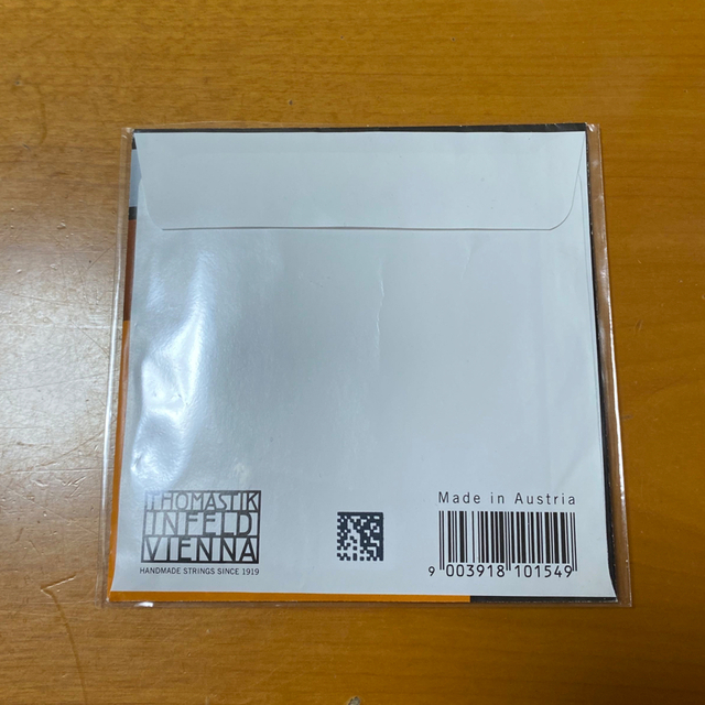 バイオリン弦No.132 4/4サイズ用 D線 ボールエンド　ドミナント弦 楽器の弦楽器(ヴァイオリン)の商品写真