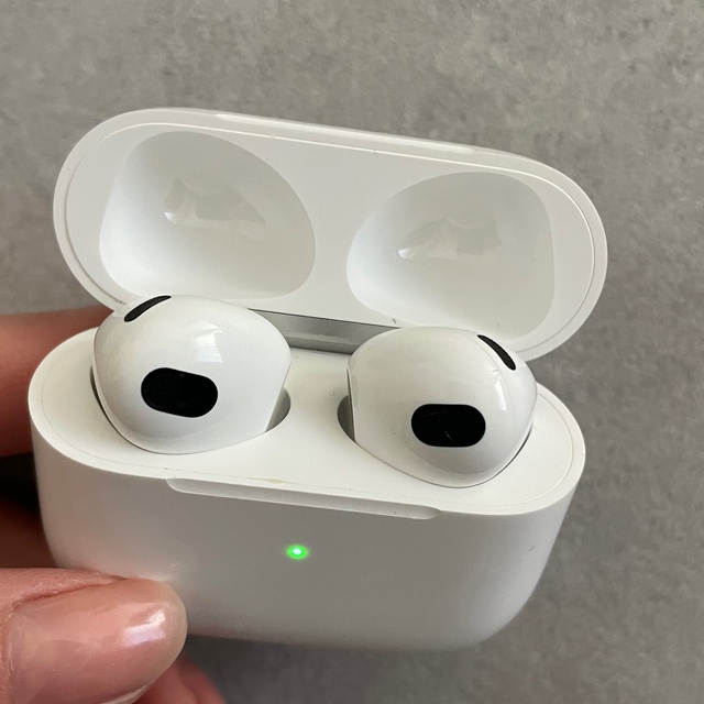 AirPods (第3世代) ヘッドフォン/イヤフォン