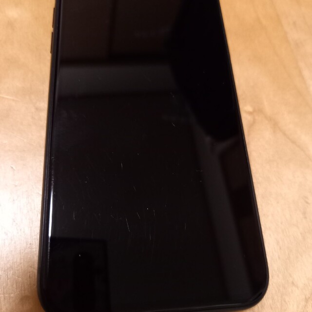 iPhone(アイフォーン)のiphone XR 128GB ★ブラック　SIM解除済み スマホ/家電/カメラのスマートフォン/携帯電話(スマートフォン本体)の商品写真