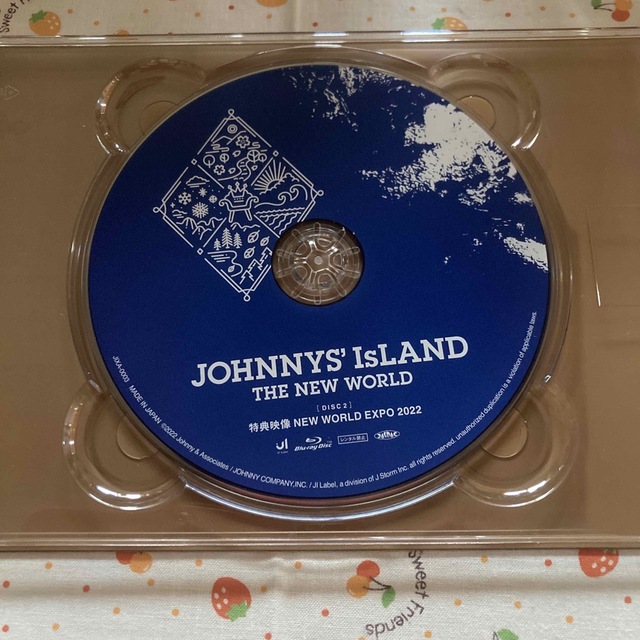 ジャニーズJr.(ジャニーズジュニア)のJOHNNYS’ IsLAND THE NEW WORLDブルーレイ2枚組 エンタメ/ホビーのDVD/ブルーレイ(アイドル)の商品写真