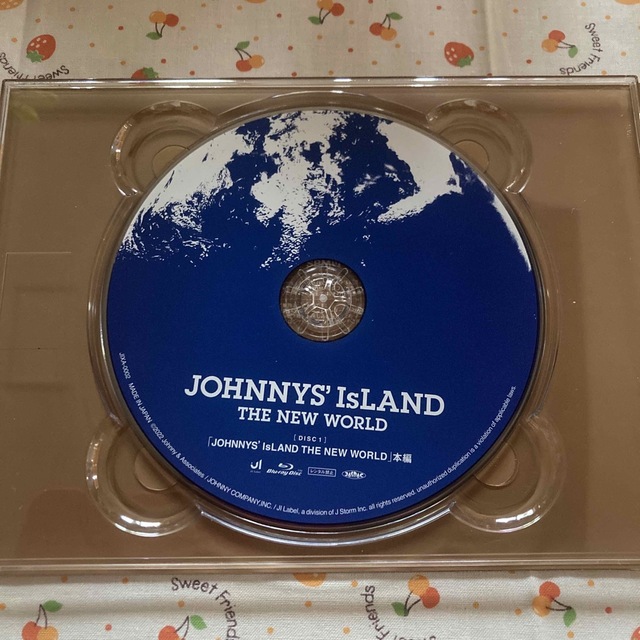 ジャニーズJr.(ジャニーズジュニア)のJOHNNYS’ IsLAND THE NEW WORLDブルーレイ2枚組 エンタメ/ホビーのDVD/ブルーレイ(アイドル)の商品写真