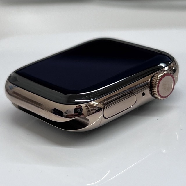 W816 Apple Watch5+ ポケットチャージャー05 5,000mAh