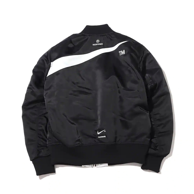 NIKE(ナイキ)のNIKE NSW SYNFL SWOOSH BOMBER ボンバージャケット 黒 メンズのジャケット/アウター(ブルゾン)の商品写真