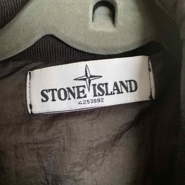 STONE ISLAND(ストーンアイランド)のSTONE ISLAND garment dyed down vest S メンズのジャケット/アウター(ダウンベスト)の商品写真