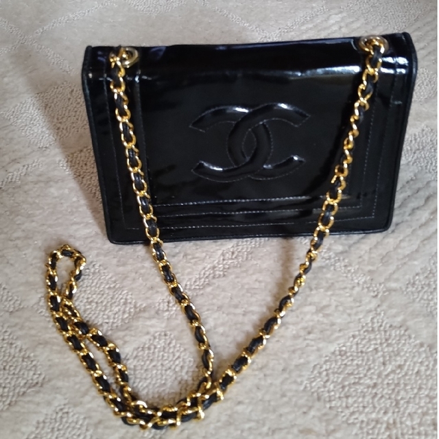 CHANEL(シャネル)の新春【USEDビンテージ風】シャネル　ショルダーバッグ レディースのバッグ(ショルダーバッグ)の商品写真