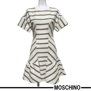 モスキーノ(MOSCHINO)の新品モスキーノMOSCHINOボーダー柄　半袖ワンピース　白　#40(ひざ丈ワンピース)