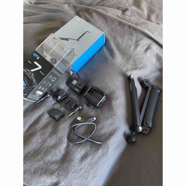 GoPro - Goprohero7 black(おまけ付き)の通販 by u-|ゴープロならラクマ